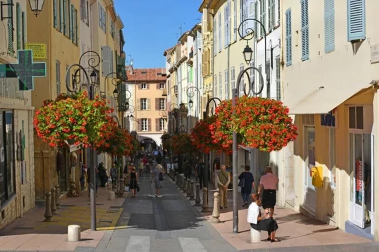 Le Carnot For 2 By Sunset Apartment *
